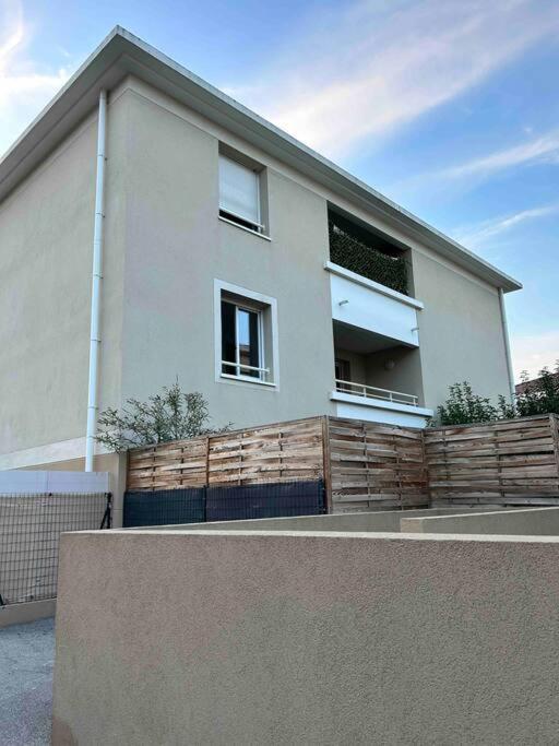 Appartement Avec Terrasse Et Box Entre Plages Et Nature Marseille Extérieur photo